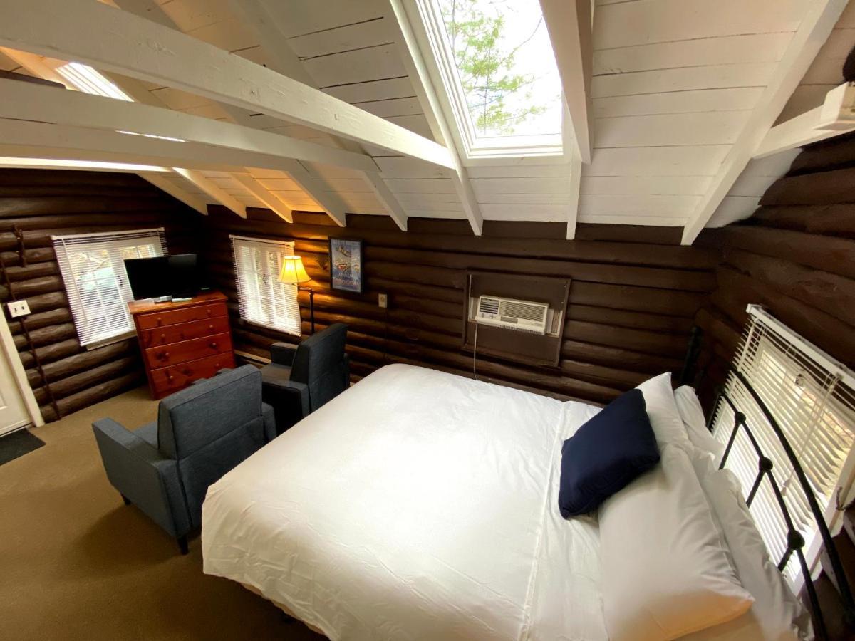 Pine Grove Cottages ลินคอล์นวิลล์ ภายนอก รูปภาพ