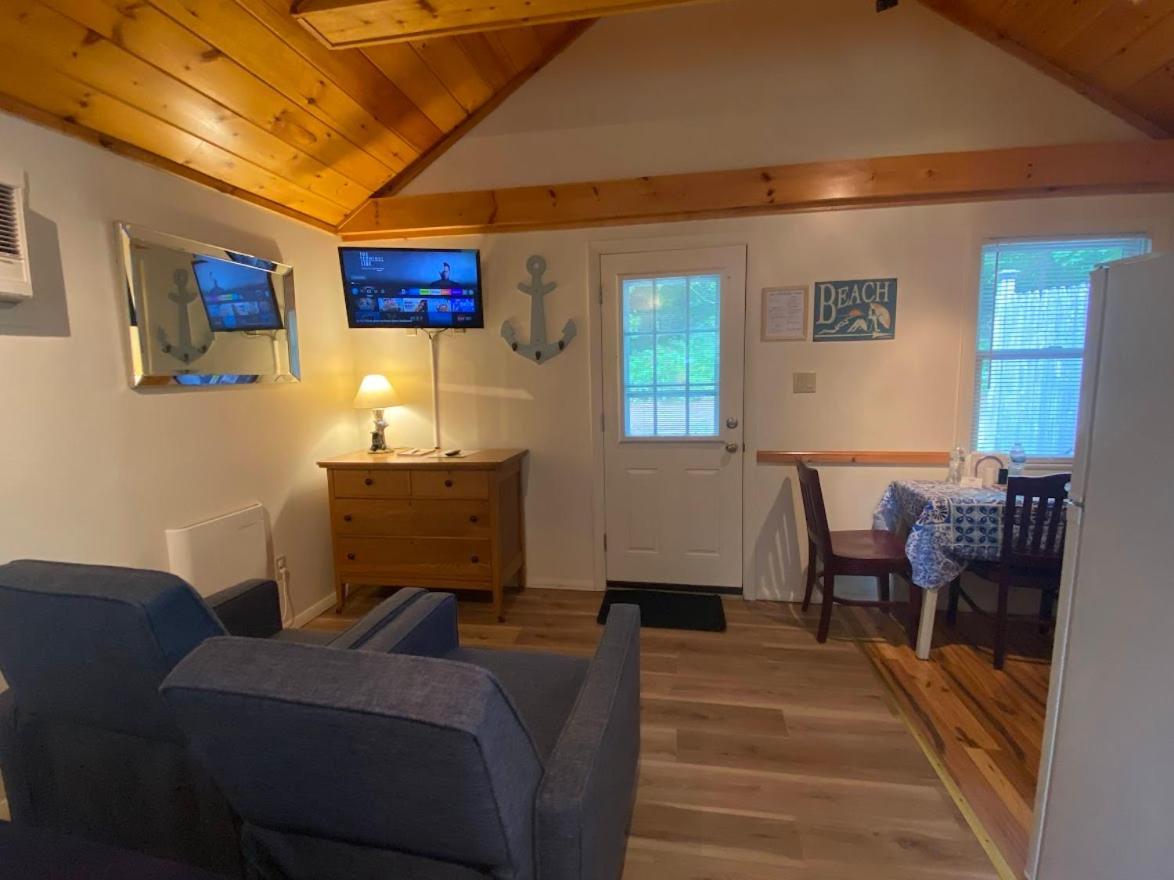 Pine Grove Cottages ลินคอล์นวิลล์ ภายนอก รูปภาพ